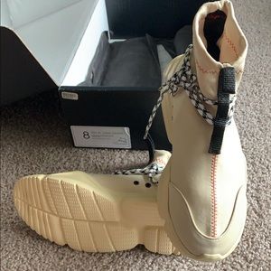 John Geiger 002 cream